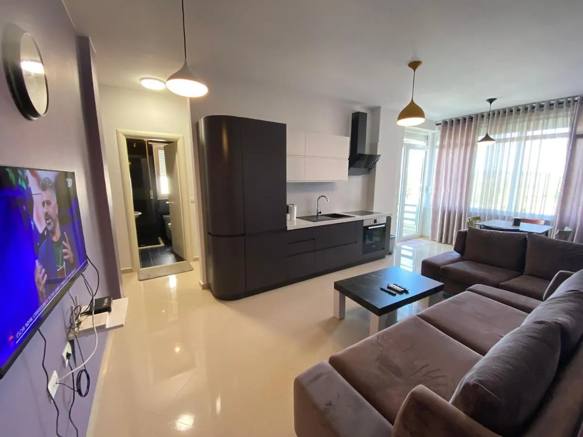 Luxury Apartament Gjiri Lalezit Дуррес Апартаменты